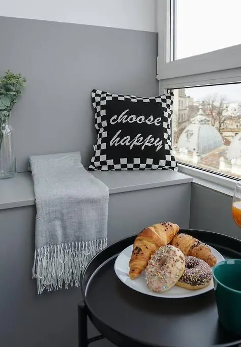 Pop Stylish Studio - City Center Bucharest Apartment